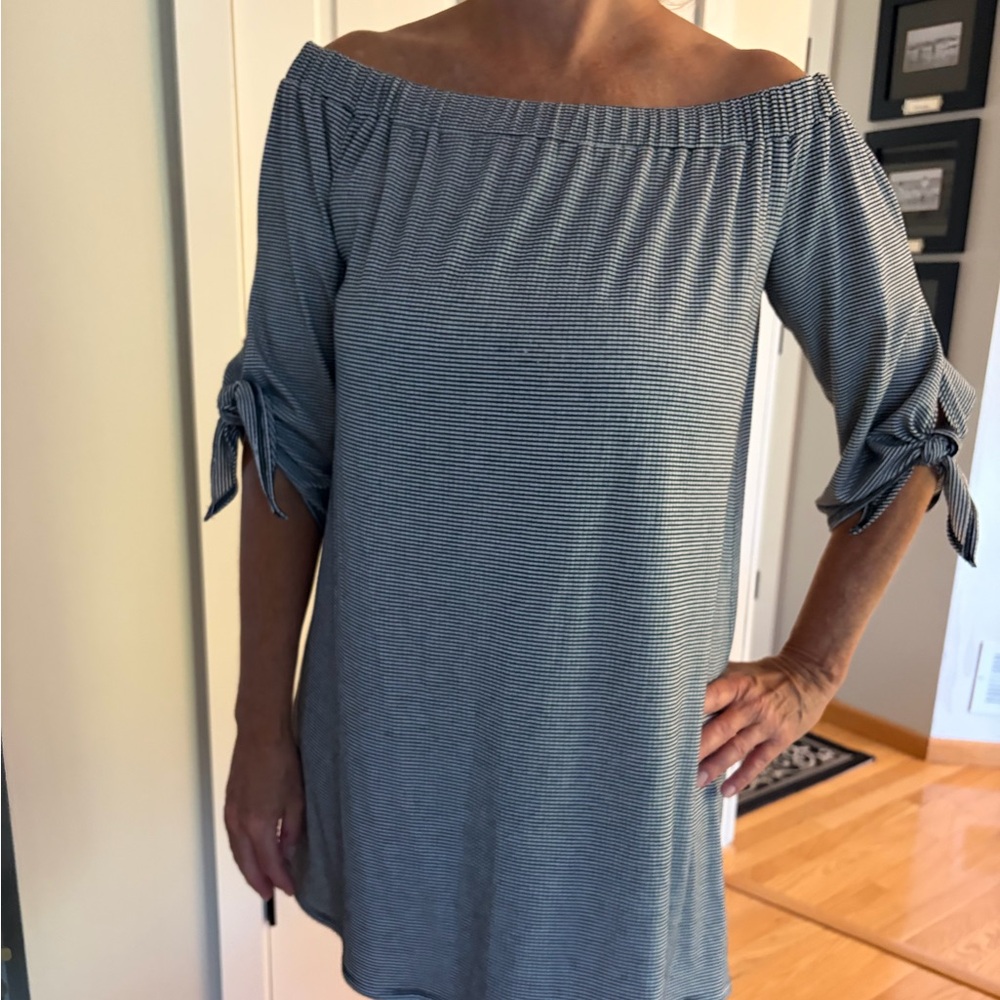 Soprano Black & White off shoulder Tunic or Dress